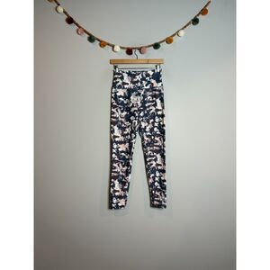 Balance Collection patterned athletic leggings
